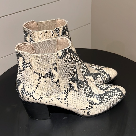 Steve Madden Jain Snakeskin Boot - Picture 2 of 6